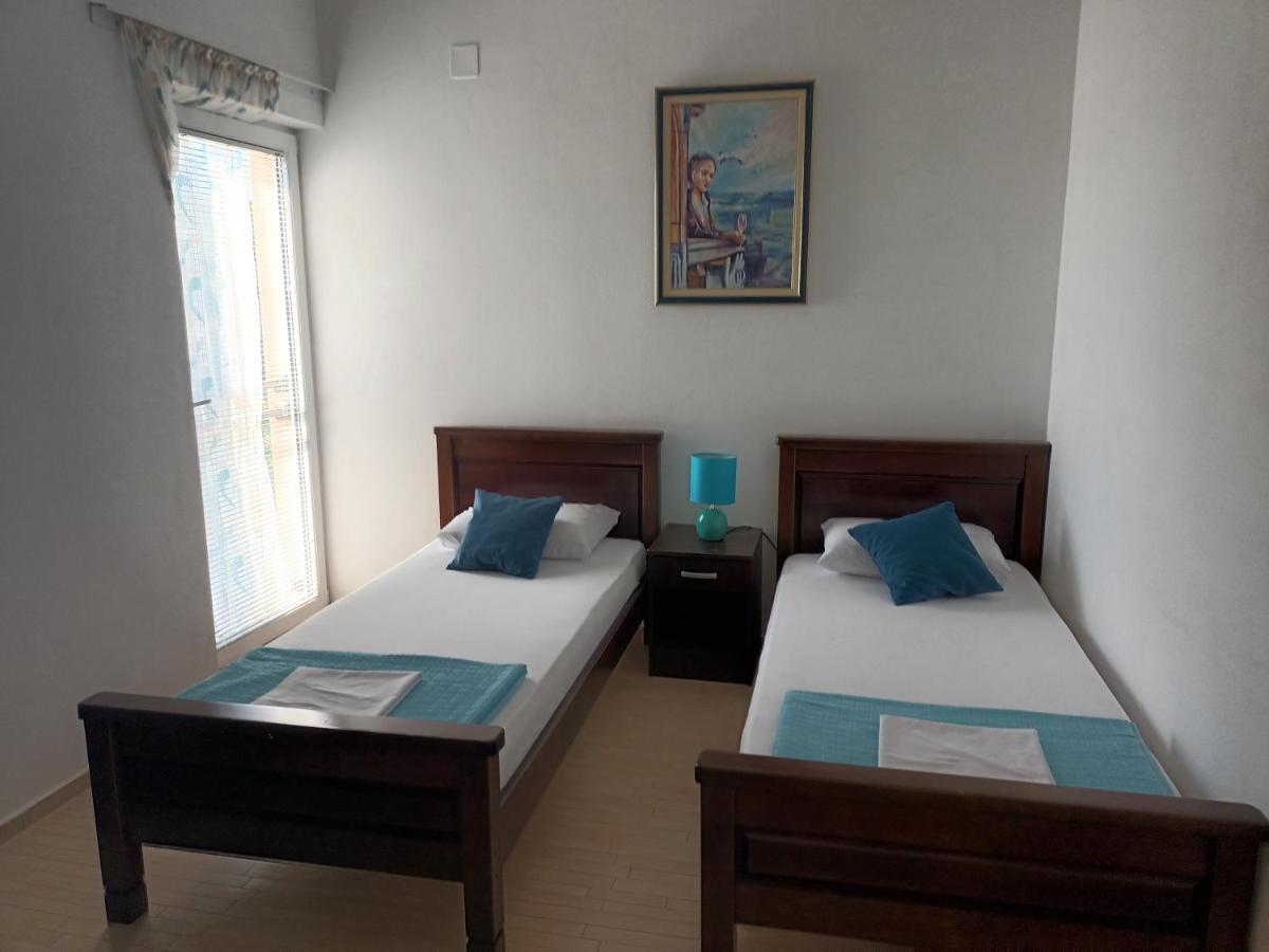Lustica-Apartment Dora2 แฮร์เซ็ก-โนวี ภายนอก รูปภาพ