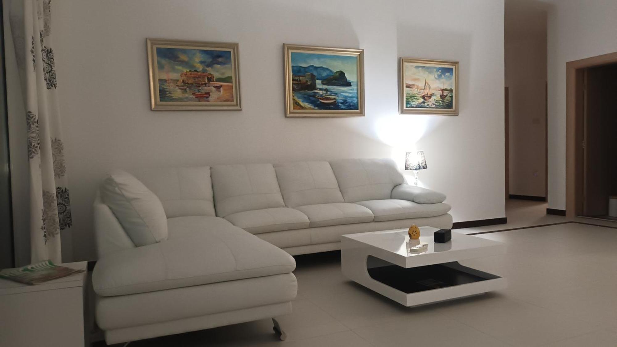 Lustica-Apartment Dora2 แฮร์เซ็ก-โนวี ภายนอก รูปภาพ